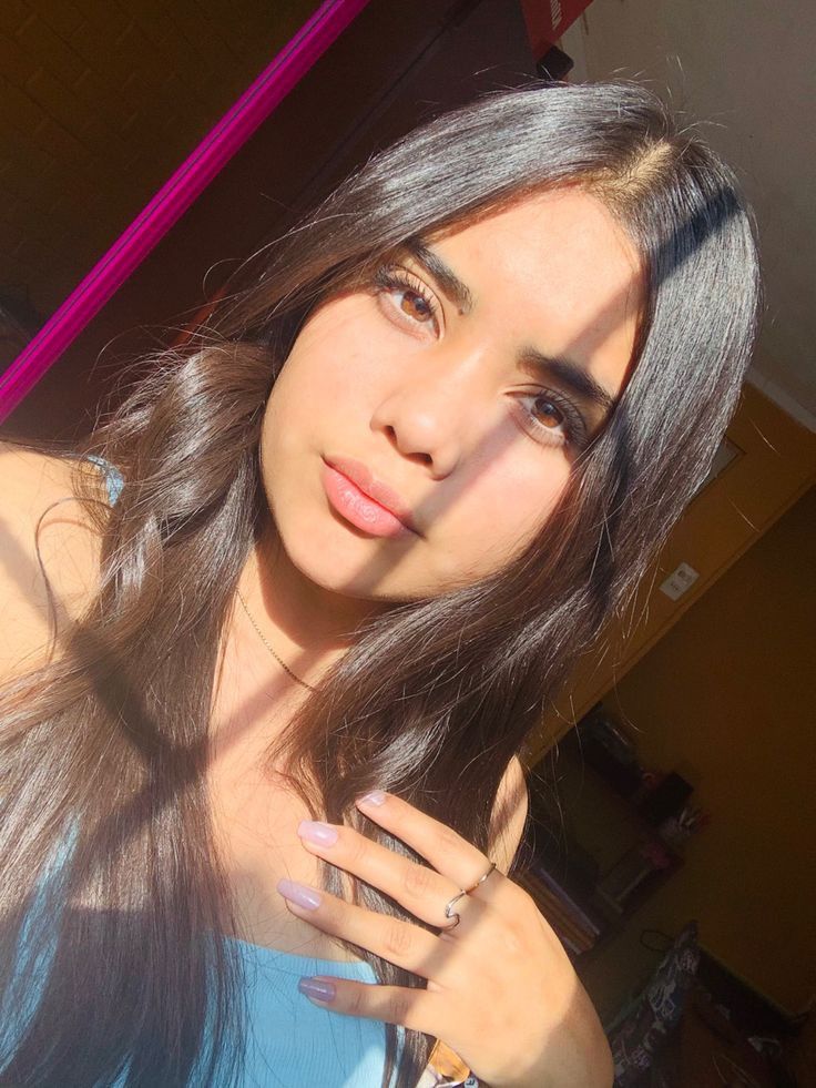 Laura F.